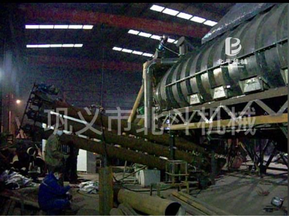 易拉罐炭化機(jī)開辟了炭化產(chǎn)業(yè)的新思路